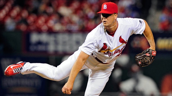 Cardinals expand roster with Gonzales, two other Memphis call-ups