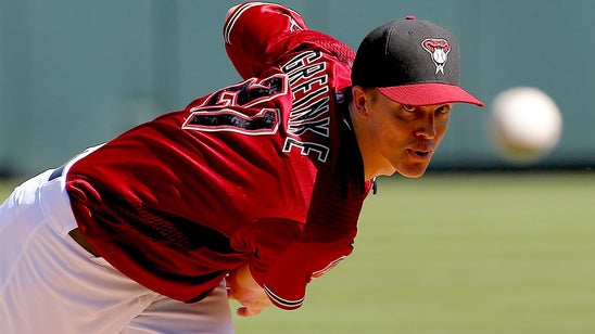 Greinke pitches scoreless ball into 6th, D-backs beat Rangers