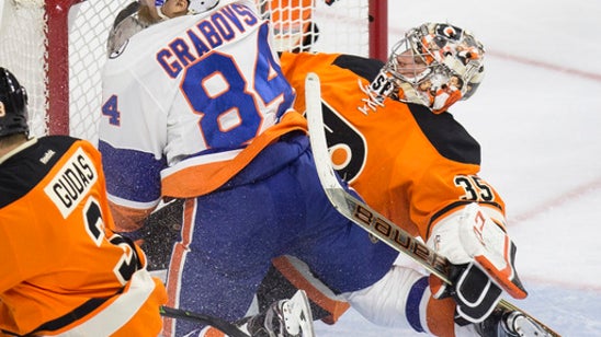 Mason stops 20 shots in Flyers' 4-0 win over Islanders