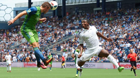 Sporting KC shuts out Sounders, snaps losing streak