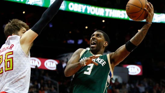 Bucks' Mayo fractures ankle, out for rest of season
