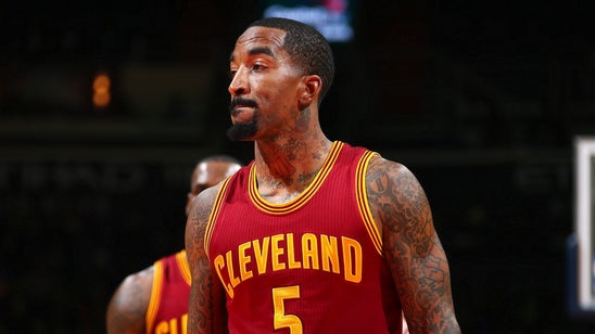 Tyronn Lue meets with J.R. Smith about his 'embarrassing' lapse that allowed a dunk