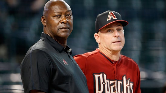 Diamondbacks fire manager Chip Hale, GM after 93-loss season