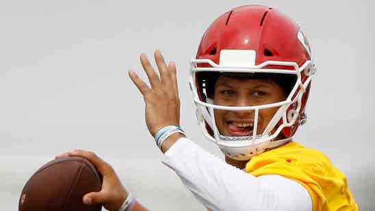Pressure is on Mahomes to adapt quickly as Chiefs begin training camp