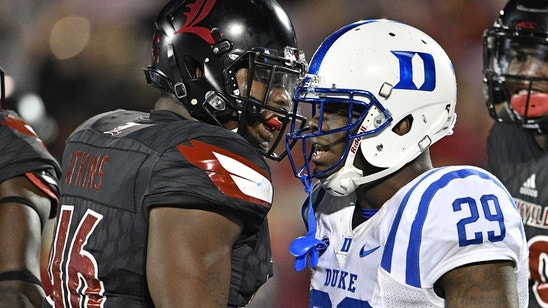 Yahoo Sports totally snubs Louisville football in mid-season playoff prediction