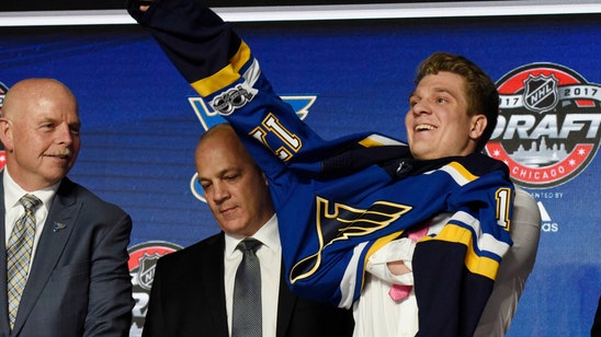 Blues sign top 2017 pick Thomas to three-year deal