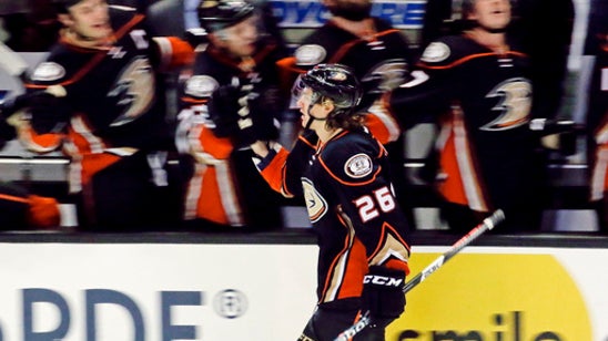 Ducks trade Hagelin to Pittsburgh for Perron, Clendening