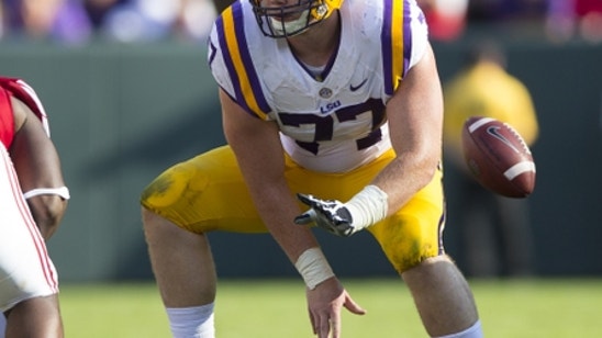 LSU players come up empty-handed at College Football Awards