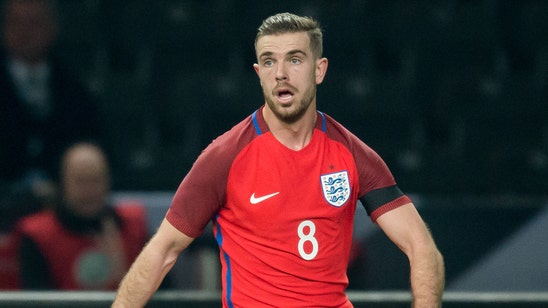 England's Henderson a doubt for Euro 2016 after picking up knee injury