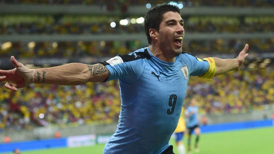 Suarez scores equalizer on return as Uruguay hold Brazil