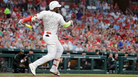 Cardinals move back into first place with 8-3 win over Rockies