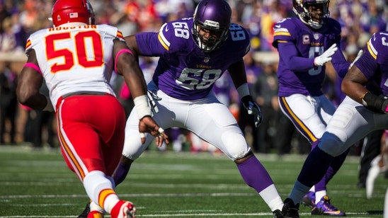 T.J. Clemmings to start at LT for Vikings after Kalil injury