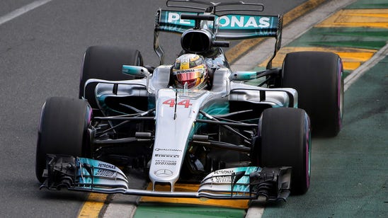 Lewis Hamilton leads Ferrari challenge to take pole in Australia