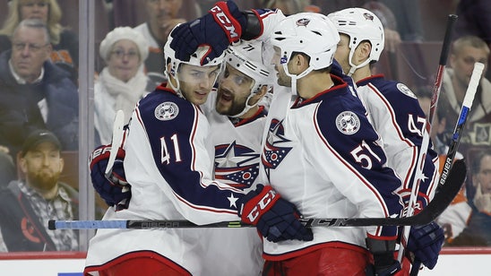 Foligno helps Blue Jackets to 4-1 win over Flyers