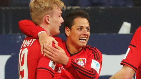 Chicharito caps Bayer Leverkusen's stunning 3-goal comeback at Schalke
