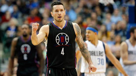 Clippers rout Mavs 124-104 in matchup of best, worst records