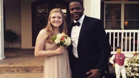 Teddy Bridgewater takes high schooler to prom