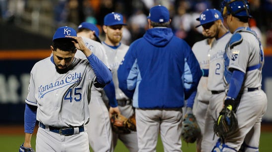 Royals drop Game 3 to Mets 9-3, still hold 2-1 Series lead