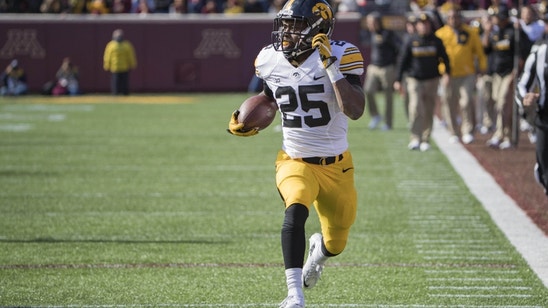 Iowa Football vs Illinois Fighting Illini: Four Players to Watch