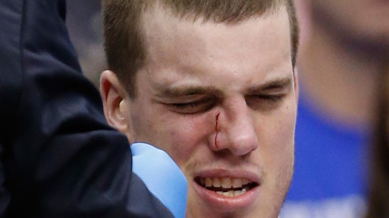 Duke's Marshall Plumlee plays part of ACC tourney win with broken nose