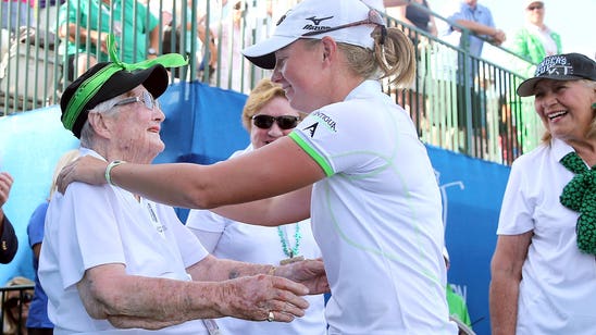 Louise Suggs, LPGA founder and Hall of Famer, dies at age 91