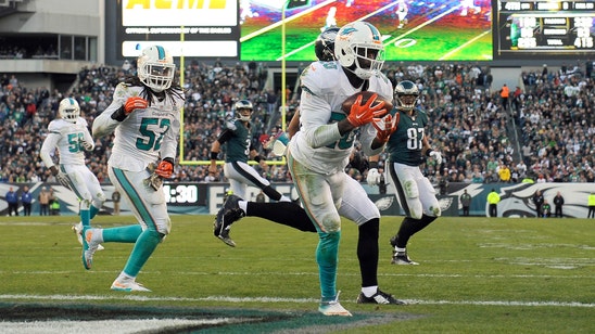Defense stands tall on final drives to help Dolphins beat Eagles, snap losing streak