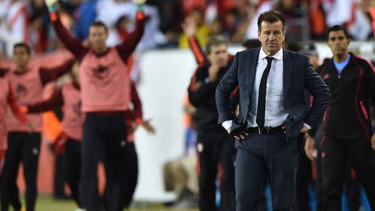 Pele defends sacked Brazil coach Dunga after Copa exit