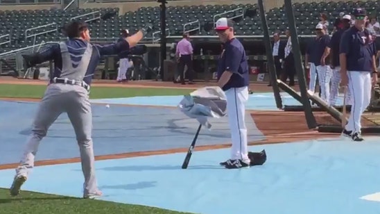 Tigers' Sanchez does epic impersonation of Twins' Hunter