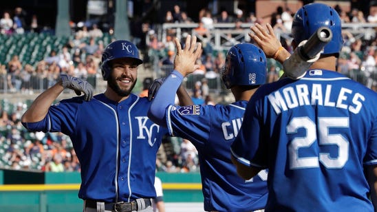 Five-run ninth leads Royals to 7-4 comeback win over Tigers