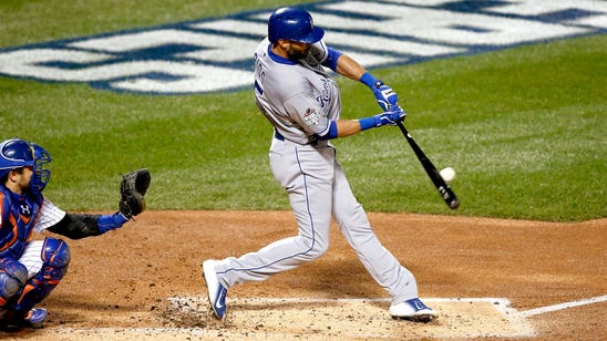 Royals decline 2016 contract options on Rios, Guthrie
