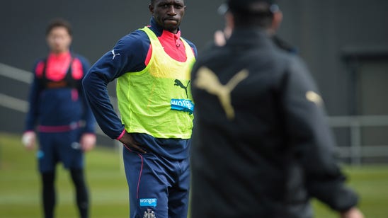 Newcastle United to sell Sissoko to Everton