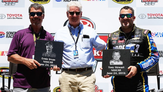 Tony Stewart, Ernie Irvan inducted into Sonoma Raceway Wall of Fame
