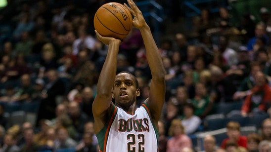 Bucks give Khris Middleton five-year contract worth $70 million