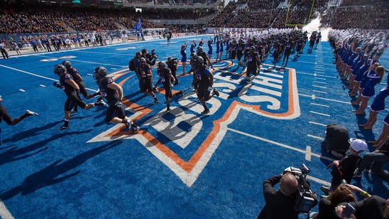 Boise State's blue turf temporarily gives way to green grass
