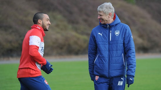 Arsene Wenger says new deal for Theo Walcott is imminent