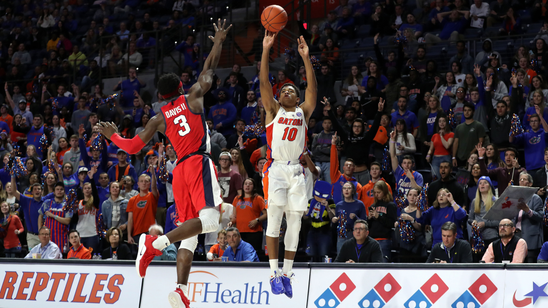 KeVaughn Allen, Noah Locke combine for 43 points to help Florida sink Ole Miss in OT