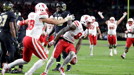 Purdue squanders late lead, suffers 25-24 loss to Nebraska