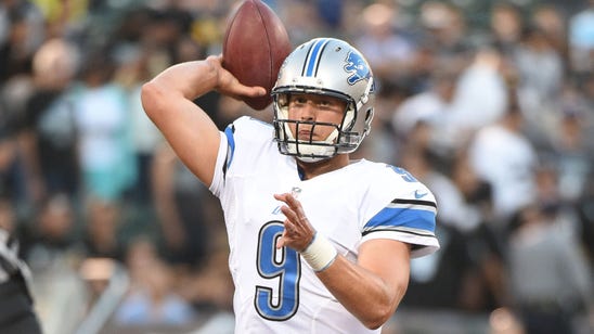 Report: Matthew Stafford 'looks fine,' not wearing sleeve in warmups