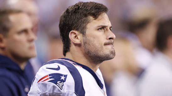 Danny Amendola's neighbors now complaining women are trying to find him?