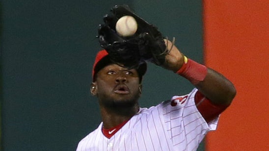 Phillies' Odubel Herrera loses track of outs, mistakenly tosses ball into the stands