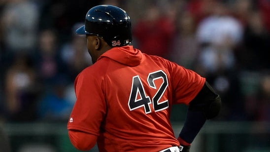 David Ortiz stuns everyone by stealing his first base since 2013 season