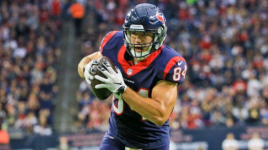 Texans rediscover tight ends in win over Saints