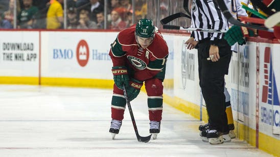 Wild's Parise leaves game with injury