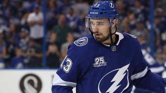 Lightning re-sign forward Cedric Paquette to one-year contract