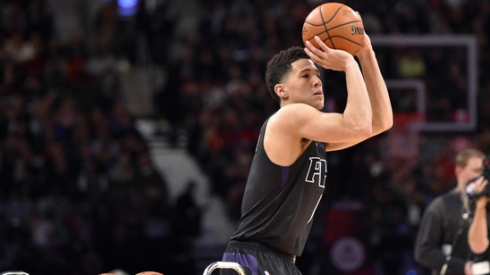 Suns' Booker takes third in NBA 3-point contest