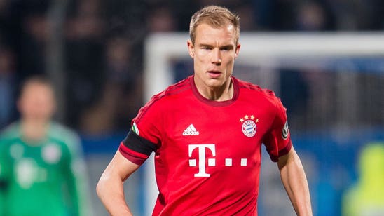 Bayern's Holger Badstuber out 3 months with broken ankle