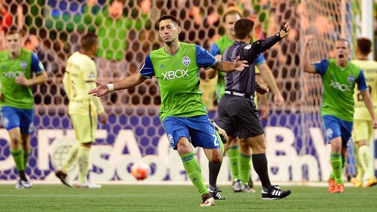 Peralta lifts Club América to pulsating draw in Seattle