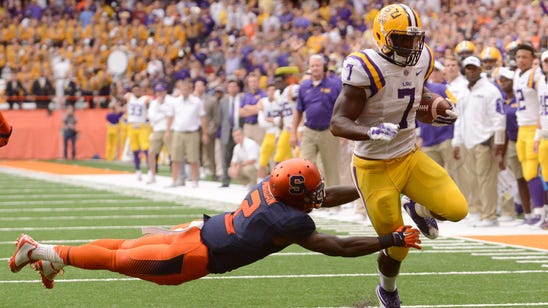 WATCH: Fournette comes to the rescue in amazing play vs. Syracuse