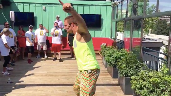 Watch Rob Gronkowski lead a morning aerobics class