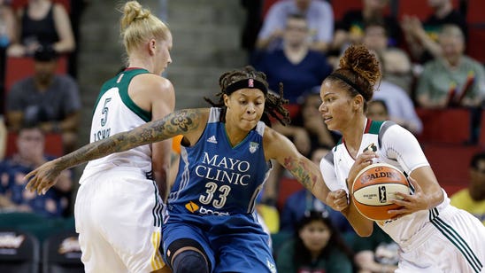 Augustus scores 24 as Lynx rally past Seattle to win 76-73
